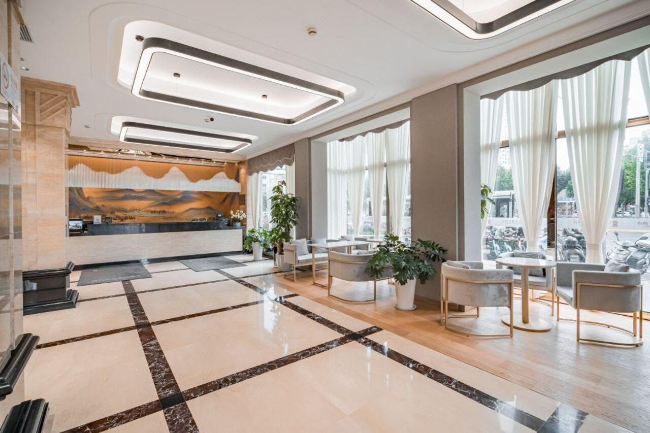 Hotel Rezen Select Huajing 4*