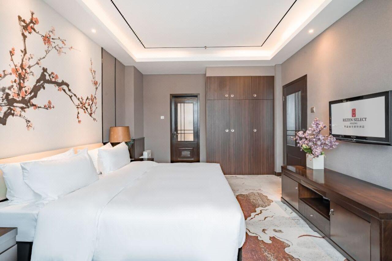 Rezen Select Huajing 4*